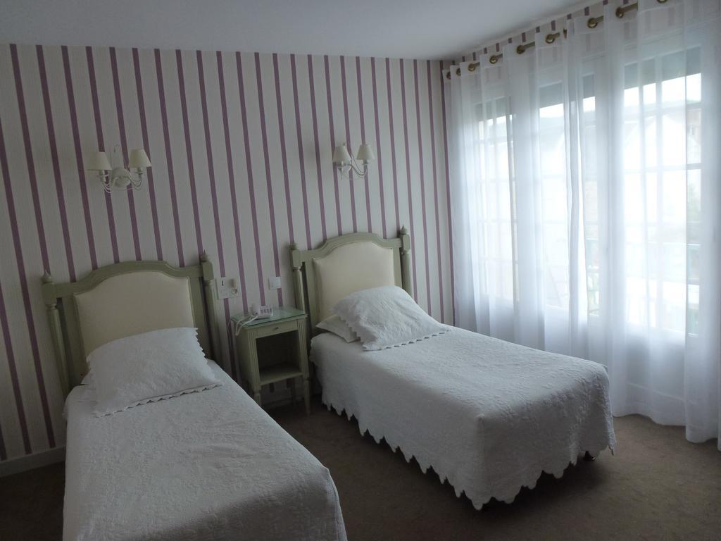Hotel Le Quercy Souillac Zewnętrze zdjęcie